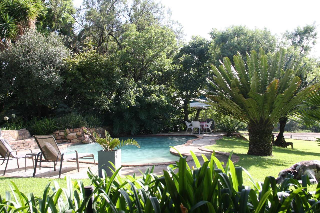 Green Pascua Bed And Breakfast Roodepoort Exteriör bild