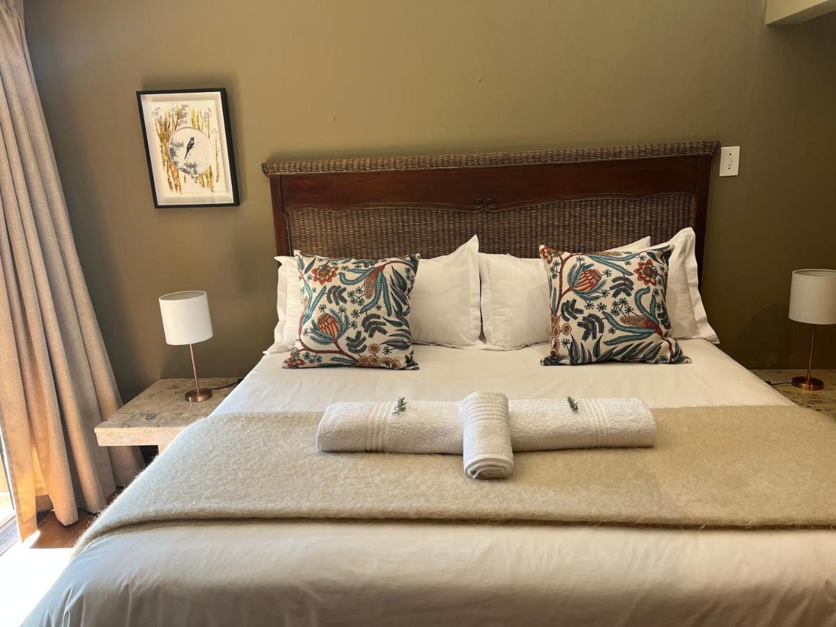 Green Pascua Bed And Breakfast Roodepoort Exteriör bild