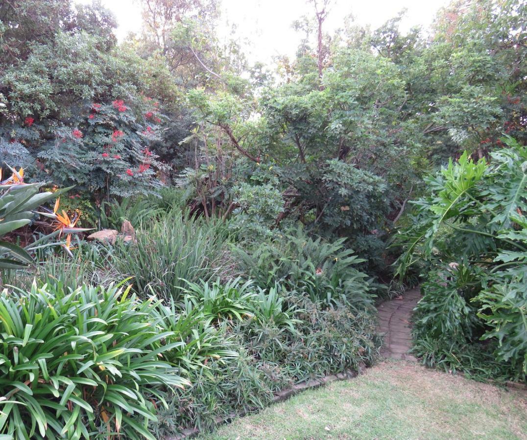 Green Pascua Bed And Breakfast Roodepoort Exteriör bild