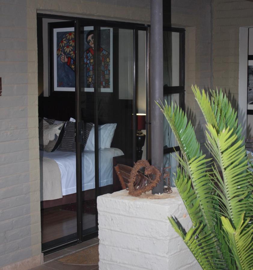 Green Pascua Bed And Breakfast Roodepoort Exteriör bild